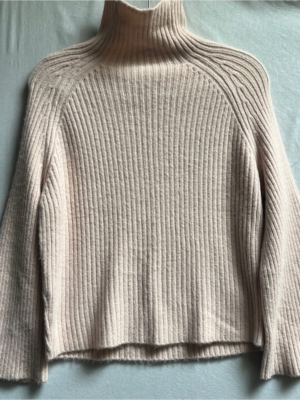 Melbii Ribbed Knit Raglan Sleeve Turtleneck Sweater Free S